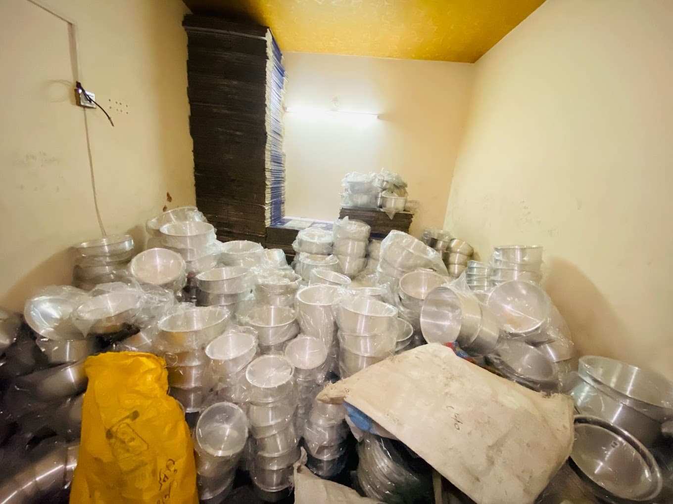 Artisan Cookware factory view 7